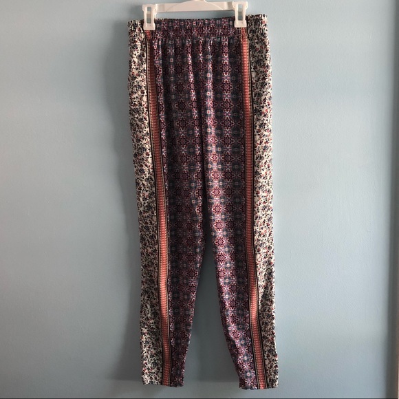 Pattern stretch waist pants with pockets - Picture 2 of 7